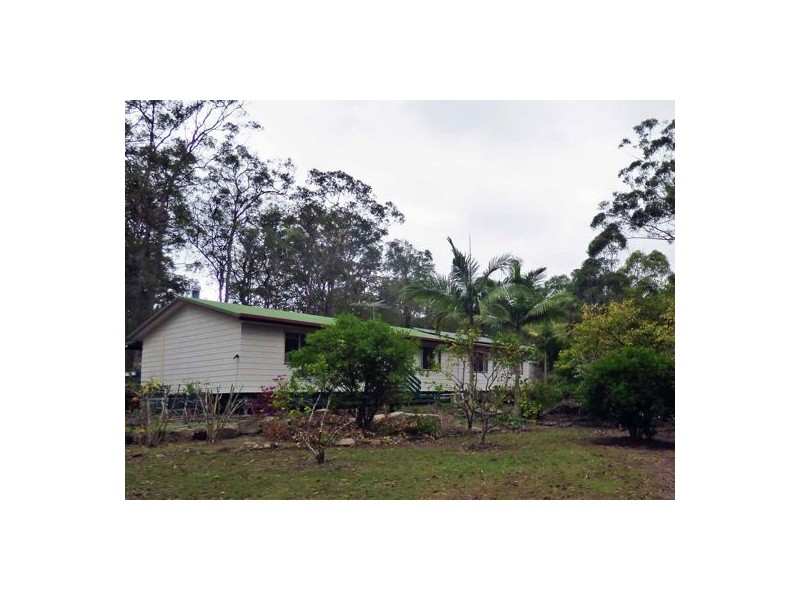 14 Pinnell Rd, Crows Nest QLD 4355