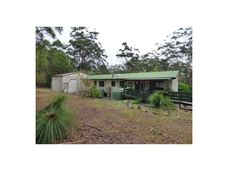 14 Pinnell Rd, Crows Nest QLD 4355