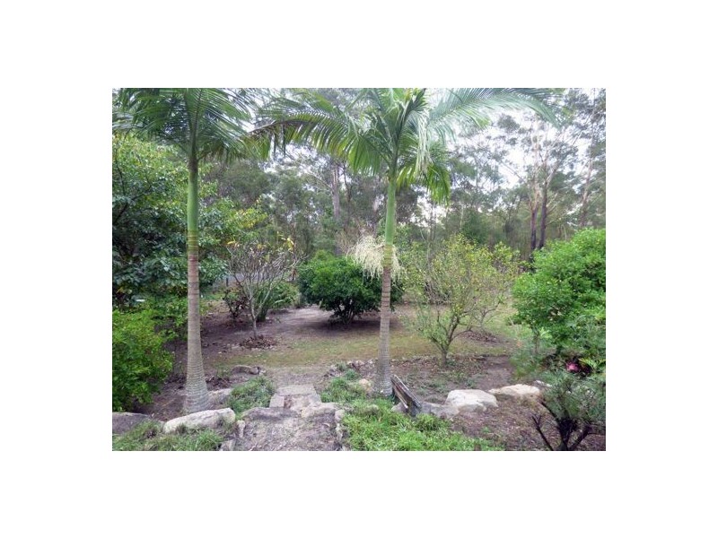 14 Pinnell Rd, Crows Nest QLD 4355