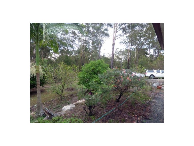 14 Pinnell Rd, Crows Nest QLD 4355