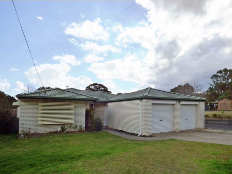 61 Emu Creek Rd, Crows Nest QLD 4355