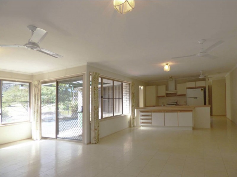 61 Emu Creek Rd, Crows Nest QLD 4355