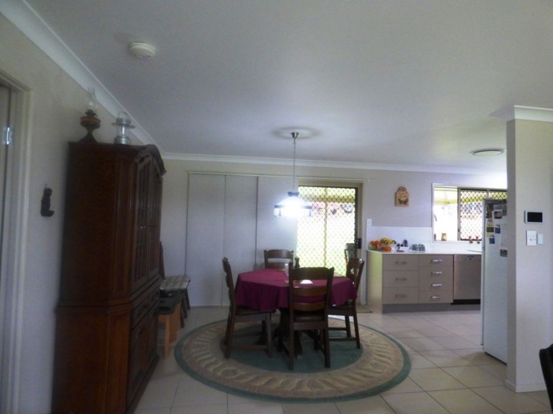 19 Kay Ann Court, Hampton QLD 4352