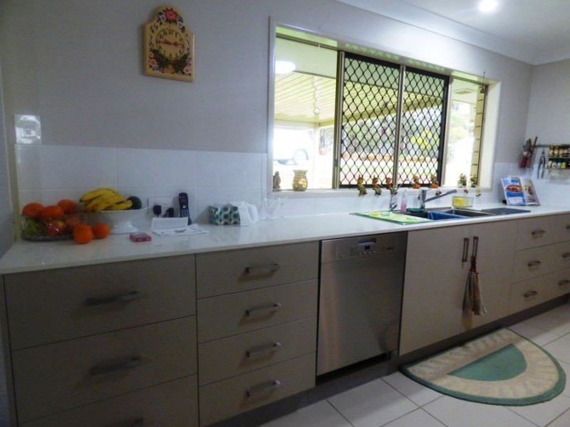 19 Kay Ann Court, Hampton QLD 4352