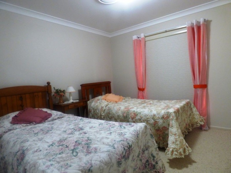 19 Kay Ann Court, Hampton QLD 4352