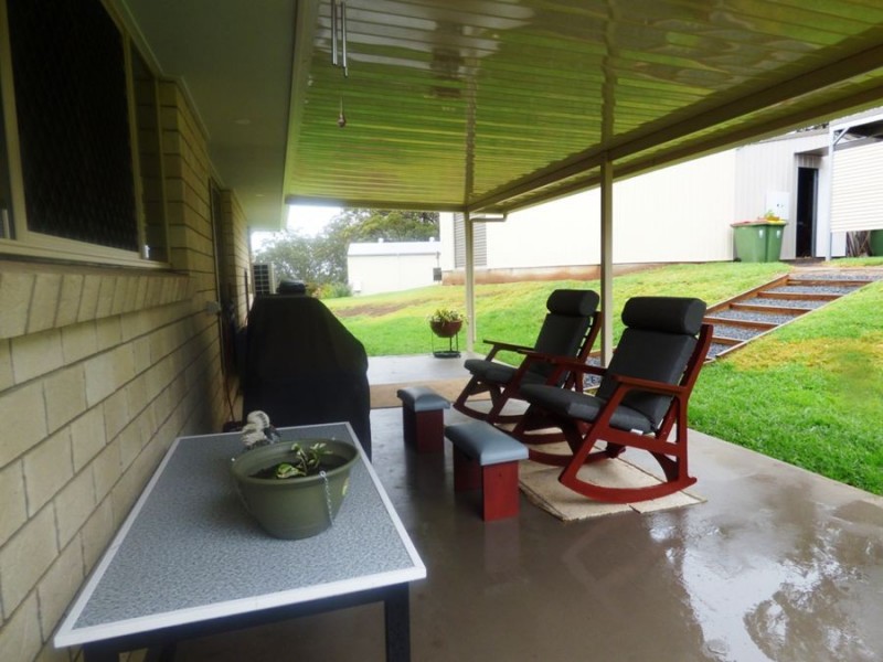 19 Kay Ann Court, Hampton QLD 4352