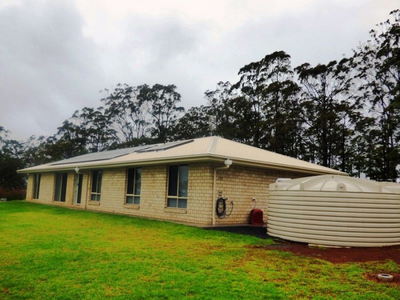 19 Kay Ann Court, Hampton QLD 4352