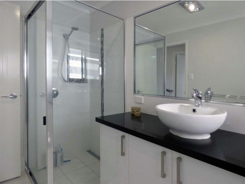 9 Cedarwood Drive . Parklands Estate, Crows Nest QLD 4355