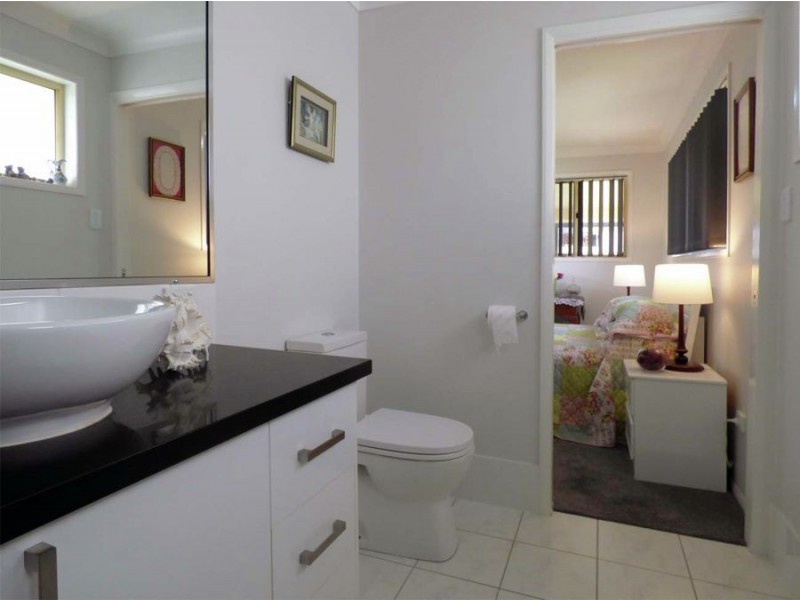9 Cedarwood Drive . Parklands Estate, Crows Nest QLD 4355