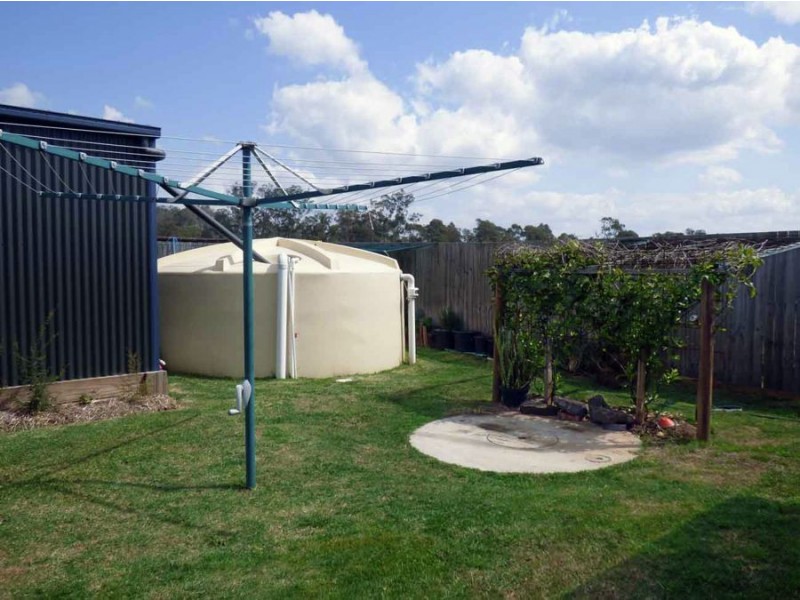 9 Cedarwood Drive . Parklands Estate, Crows Nest QLD 4355
