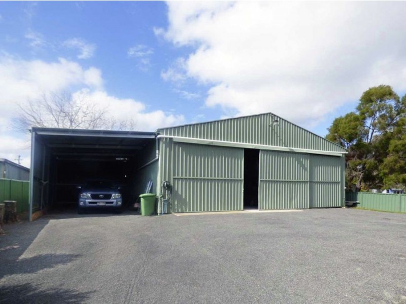 1 Park Lane, Crows Nest QLD 4355