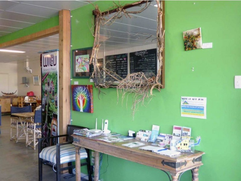 Shop 2&3 Charlotte St., Crows Nest QLD 4355