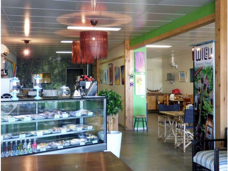 Shop 2&3 Charlotte St., Crows Nest QLD 4355