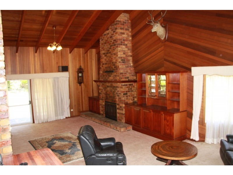 420 Back Creek Rd, Crows Nest QLD 4355