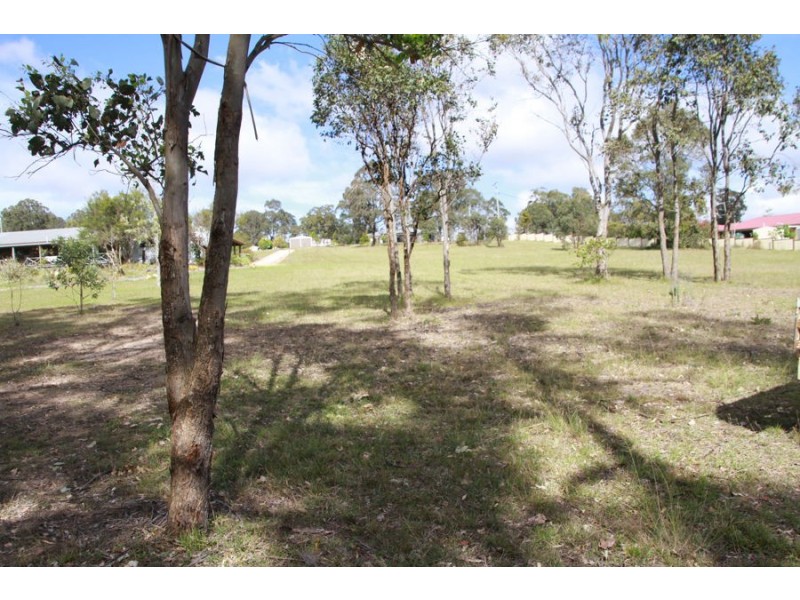 16 East Side Road, Crows Nest QLD 4355
