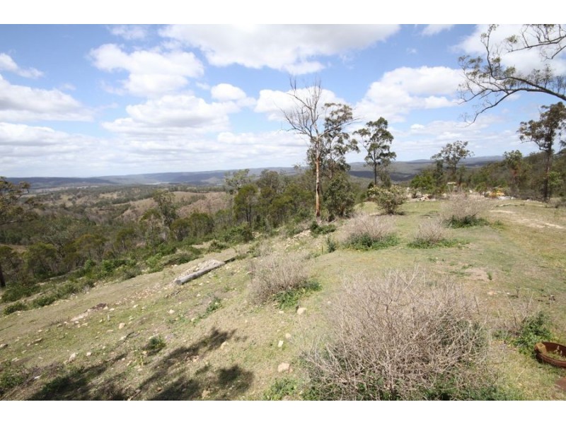 39 Sebastapool Road, Crows Nest QLD 4355