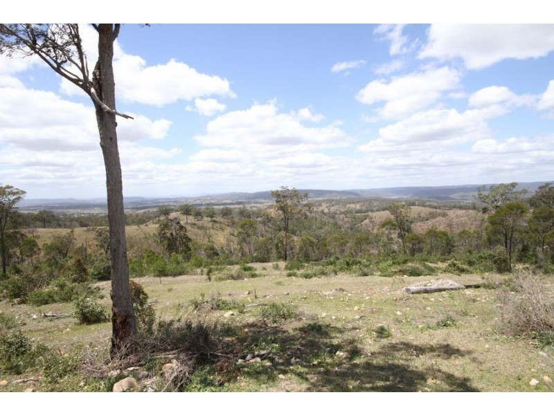 39 Sebastapool Road, Crows Nest QLD 4355