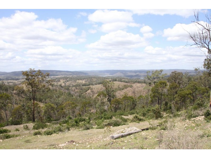39 Sebastapool Road, Crows Nest QLD 4355