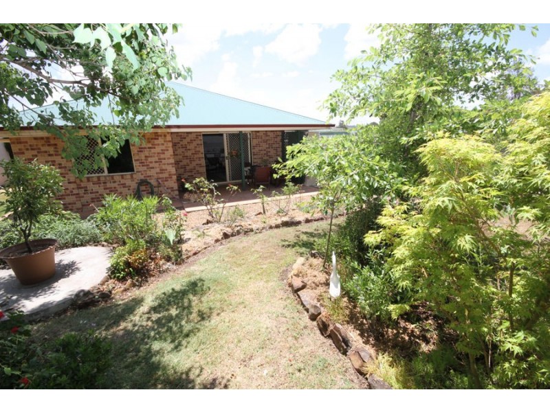 1 Lee Crt, Crows Nest QLD 4355
