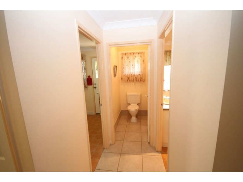 1 Lee Crt, Crows Nest QLD 4355