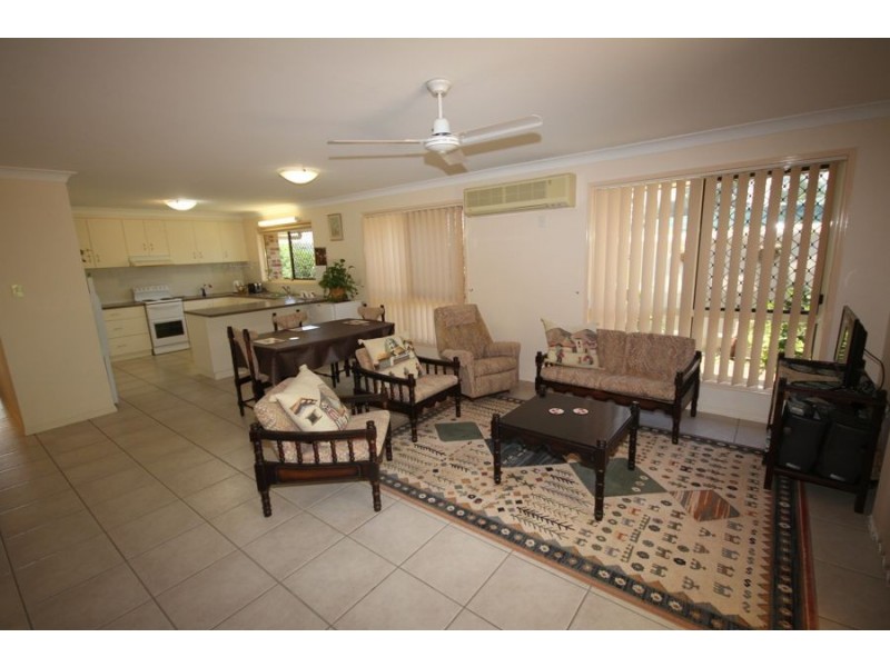 1 Lee Crt, Crows Nest QLD 4355