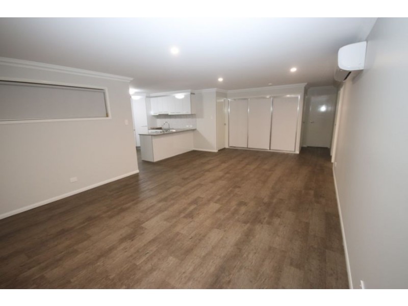 1A Gleeson Street, Crows Nest QLD 4355