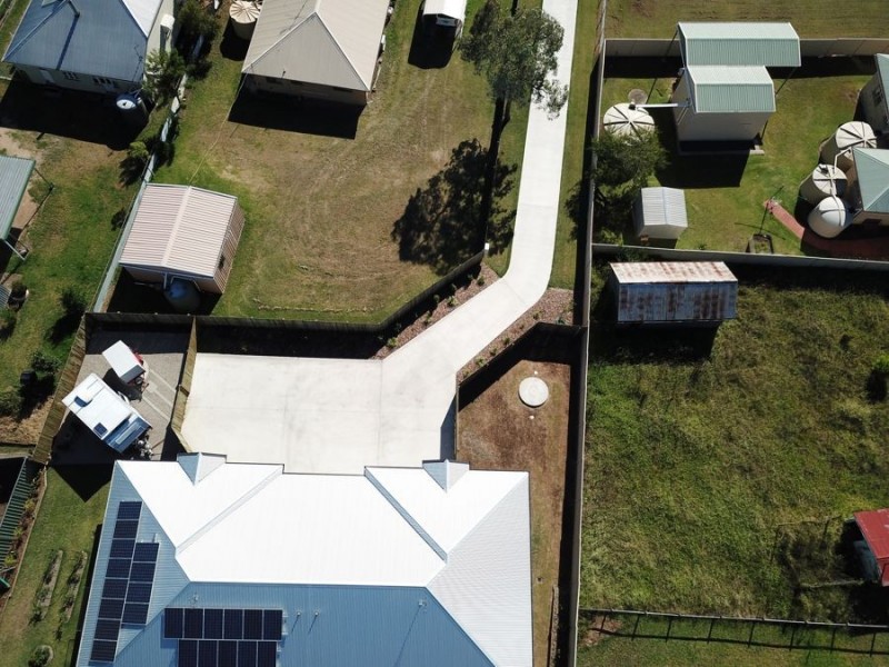 1A Gleeson Street, Crows Nest QLD 4355