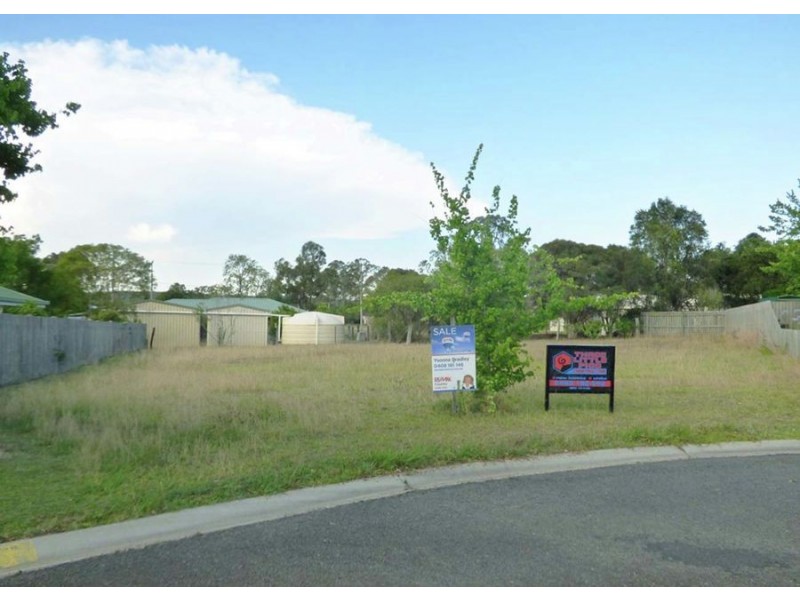 4 Melissa Crt., Crows Nest QLD 4355