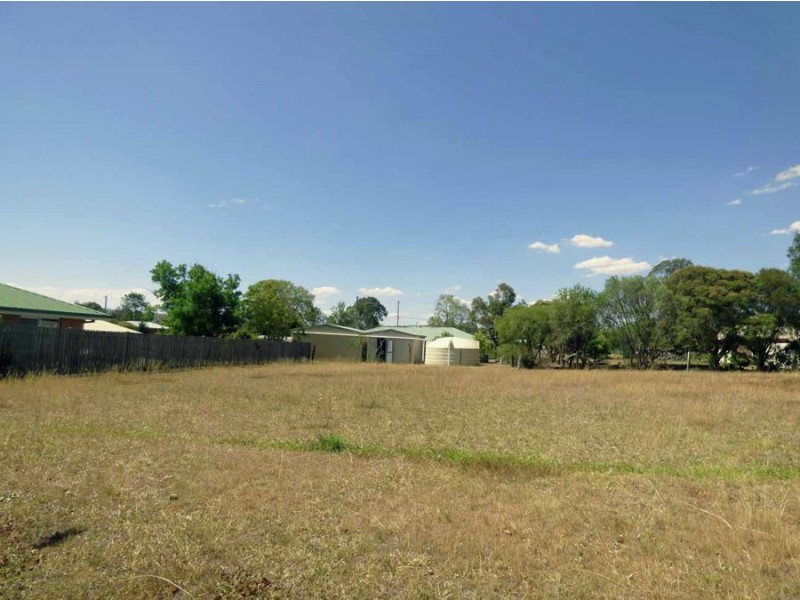 4 Melissa Crt., Crows Nest QLD 4355