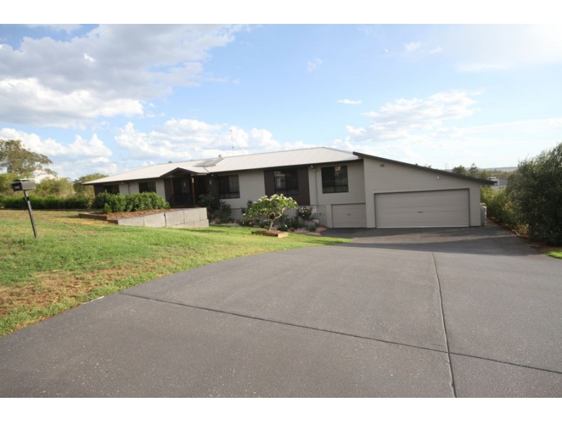 9 Pioneer Way, Gowrie Junction QLD 4352