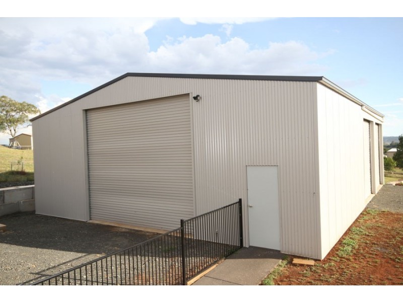 9 Pioneer Way, Gowrie Junction QLD 4352