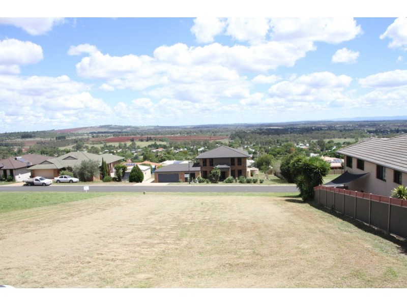 24 Freeman Court, Kingaroy QLD 4610