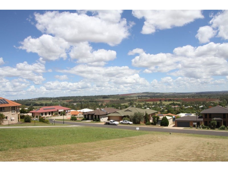 24 Freeman Court, Kingaroy QLD 4610