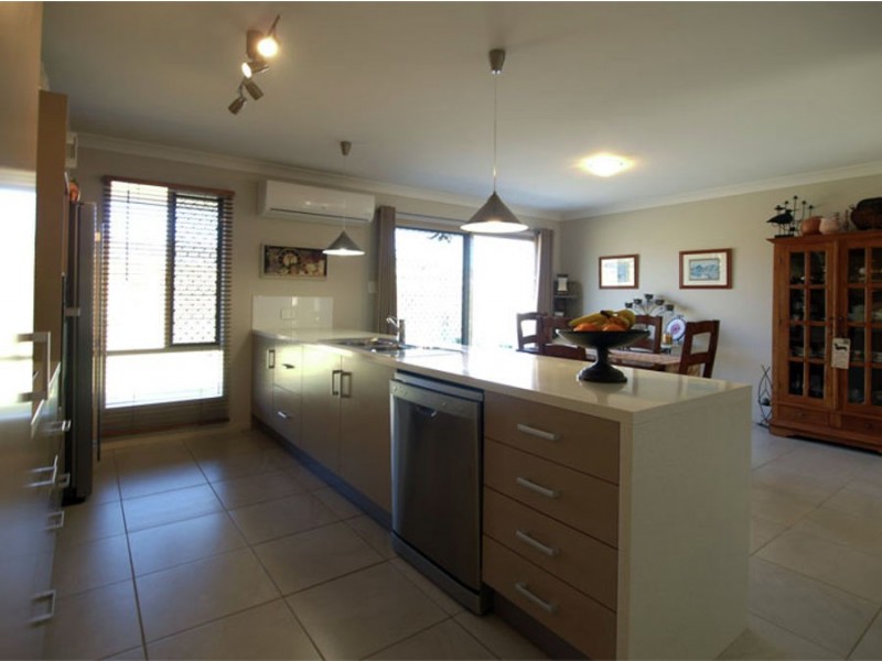 23 Vicky Ave, Crows Nest QLD 4355