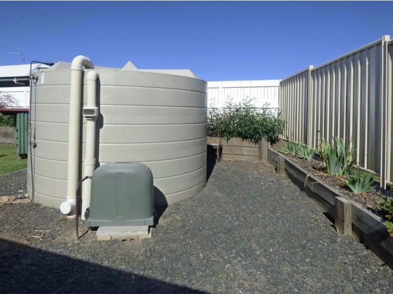 23 Vicky Ave, Crows Nest QLD 4355