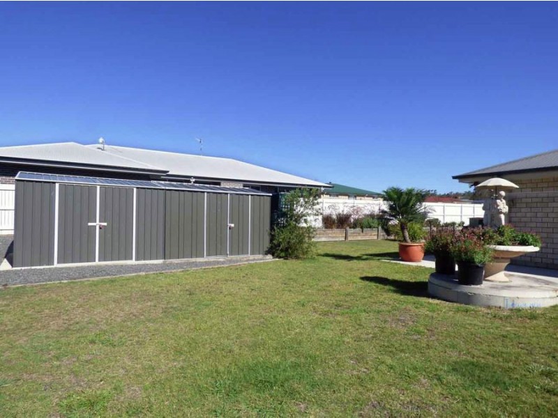 23 Vicky Ave, Crows Nest QLD 4355