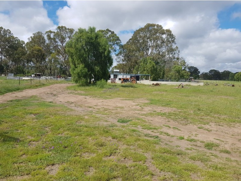 4422 New England Hwy, St Aubyn QLD 4352