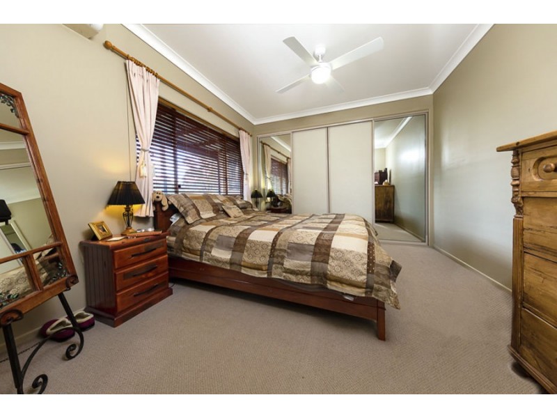 14 Hayden St, Crows Nest QLD 4355