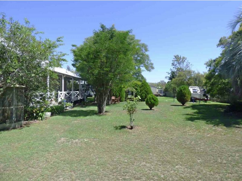 18 Sharp street, Crows Nest QLD 4355