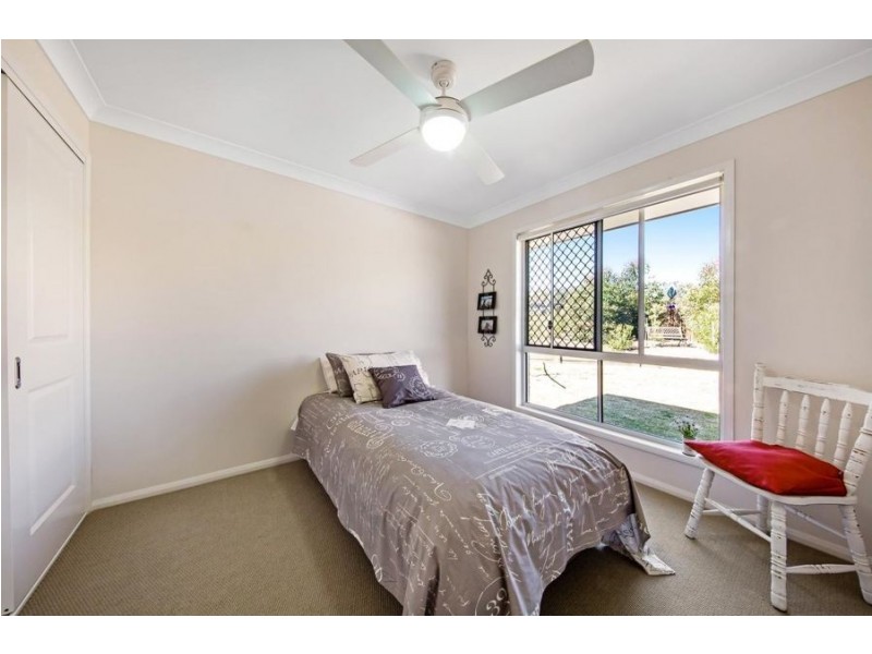 11 Cedarwood Drive, Crows Nest QLD 4355