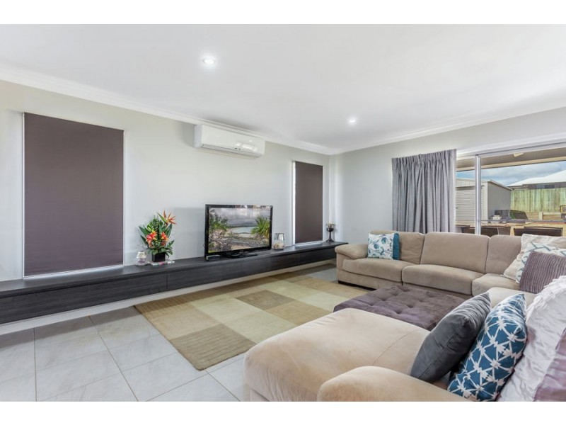 11 Sportsman Dr, Kleinton QLD 4352