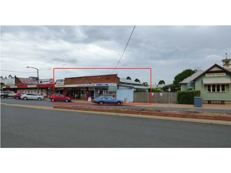 15 Curnow St, Crows Nest QLD 4355