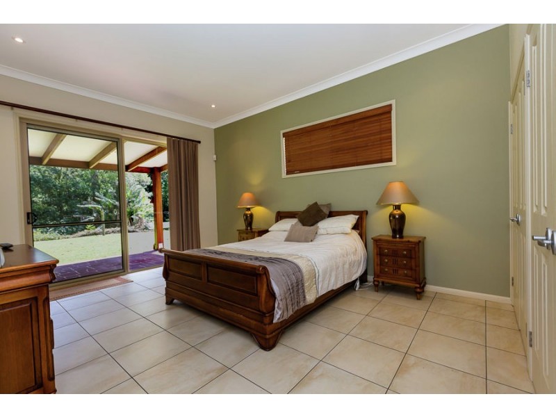 2972 Esk Hampton Road, Ravensbourne QLD 4352