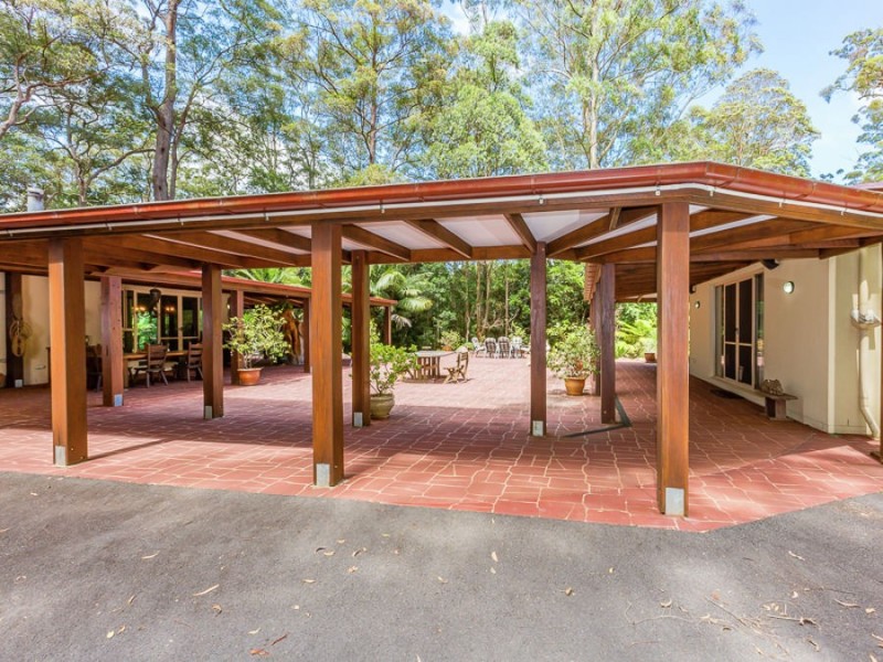 2972 Esk Hampton Road, Ravensbourne QLD 4352