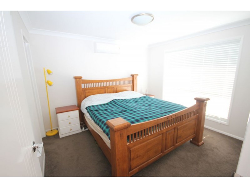 21 Samuel Ave, Crows Nest QLD 4355