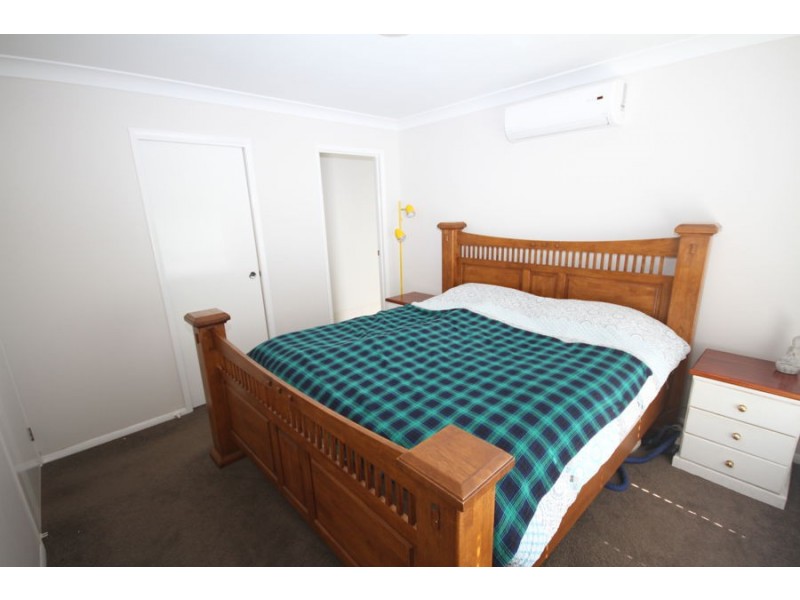 21 Samuel Ave, Crows Nest QLD 4355