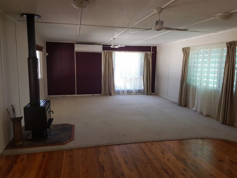 11 Twine Street, Dalby QLD 4405