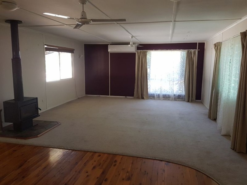 11 Twine Street, Dalby QLD 4405