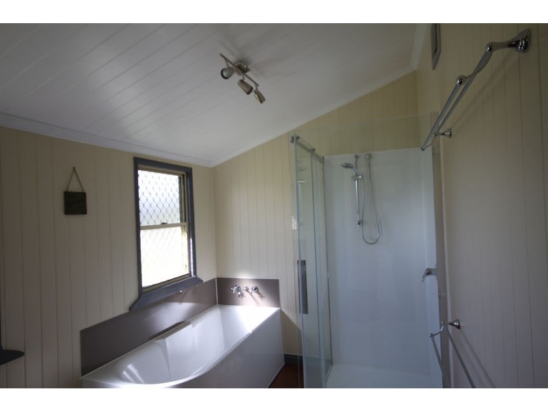 15 Kann, Haden QLD 4353