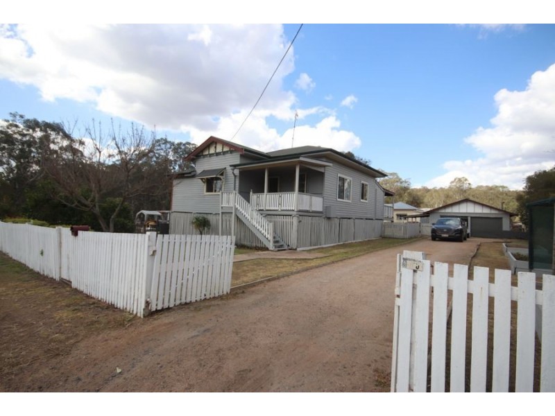 40 Emu Creek Road, Crows Nest QLD 4355